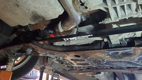 Ford Focus ST Traction Bar